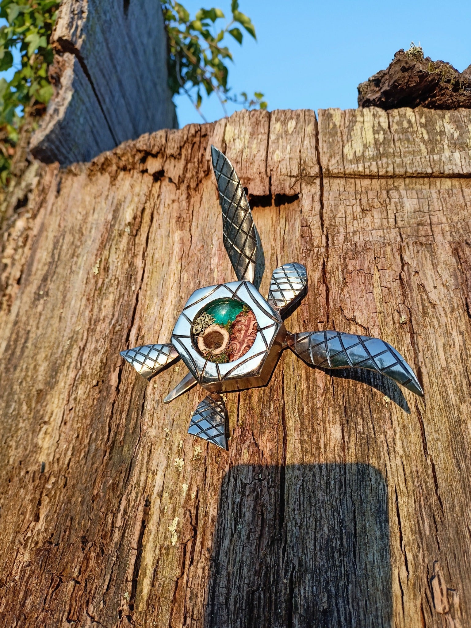 small metal turtle