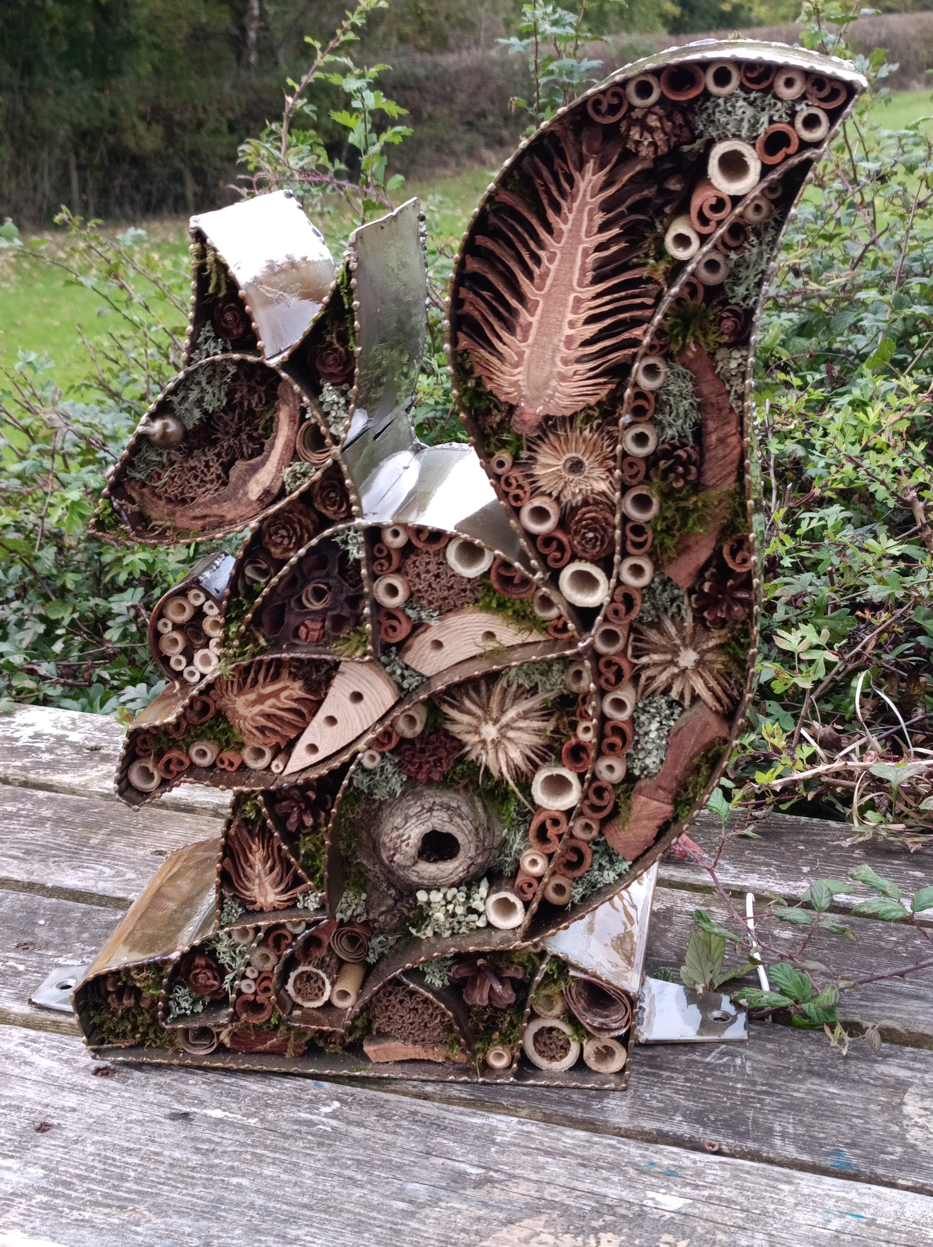 wall mount squirrel sculpture